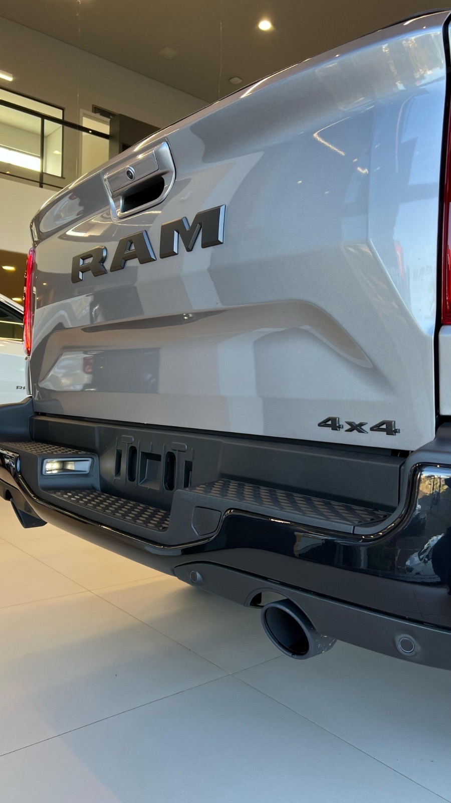 RAMPAGE 2.0 HURRICANE 4 TURBO FLEX R/T 4X4 AUTOMÁTICO5