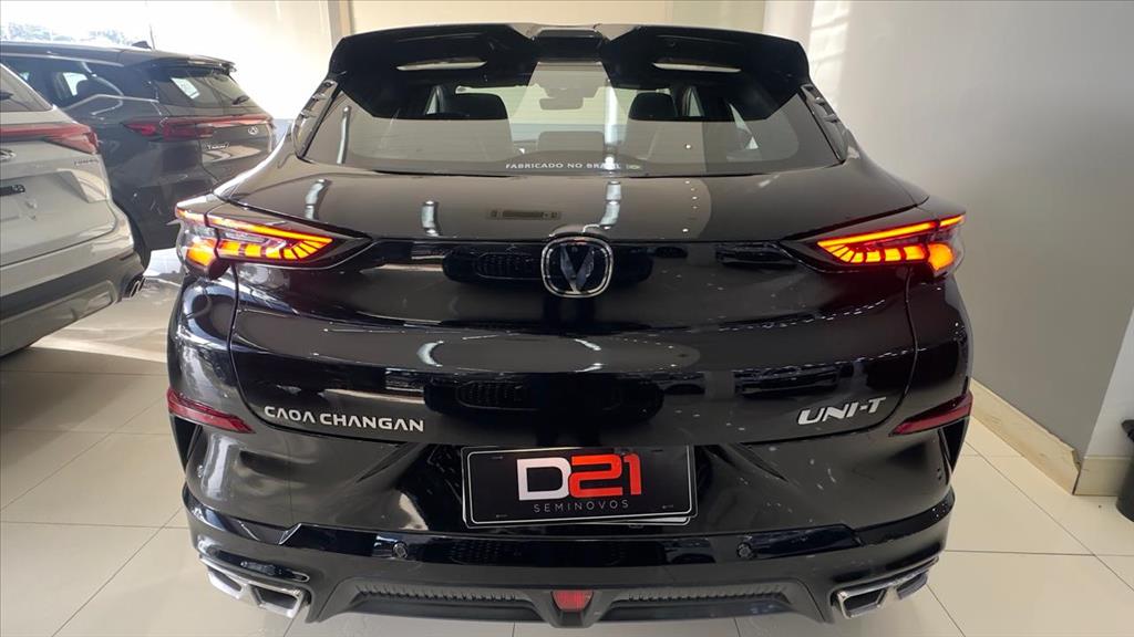 CHANGAN-UNI-T-1.5 TGDI FLEX 7DCT