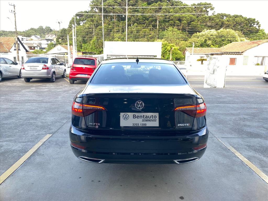 JETTA 1.4 250 TSI TOTAL FLEX R-LINE TIPTRONIC4