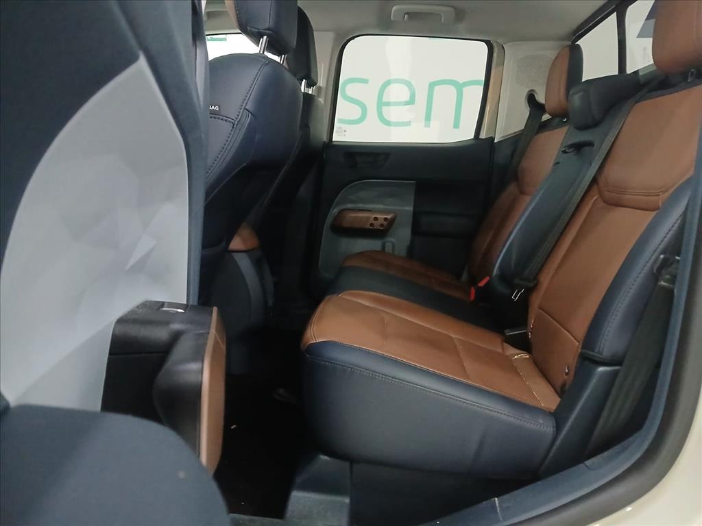 Ford-MAVERICK-2.5 HYBRID LARIAT e-CVT