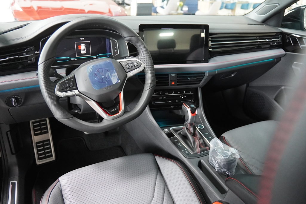 JETTA 2.0 350 TSI GASOLINA GLI DSG6