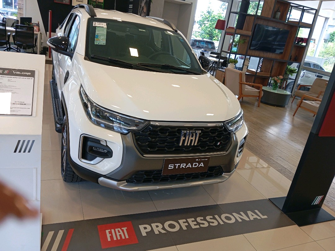 STRADA 1.0 TURBO 200 FLEX RANCH CD CVT