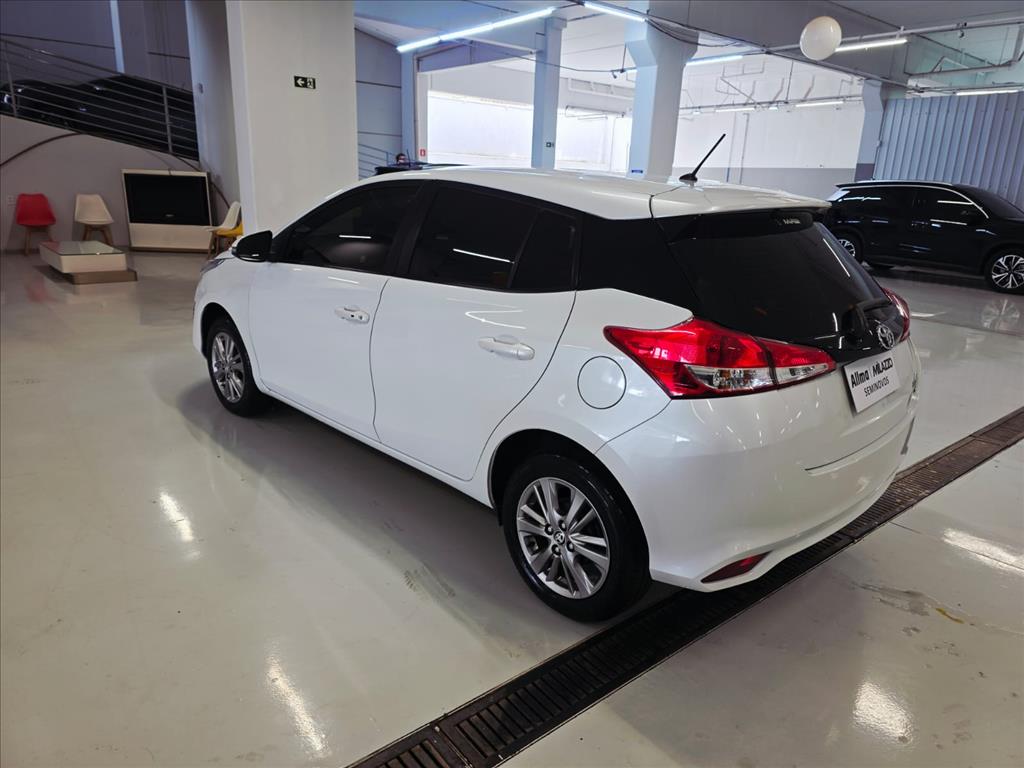 YARIS 1.5 16V FLEX XL PLUS CONNECT MULTIDRIVE6
