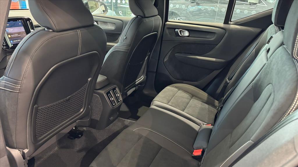 XC40 P6 RECHARGE ELECTRIC PLUS11