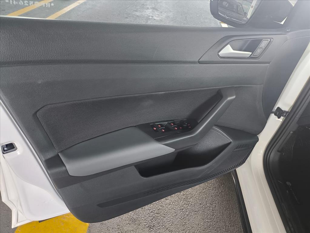 NIVUS 1.0 200 TSI TOTAL FLEX HIGHLINE AUTOMÁTICO12