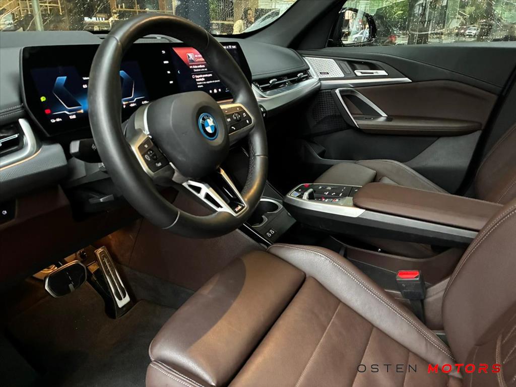 BMW-iX1-ELÉTRICO XDRIVE30 M SPORT