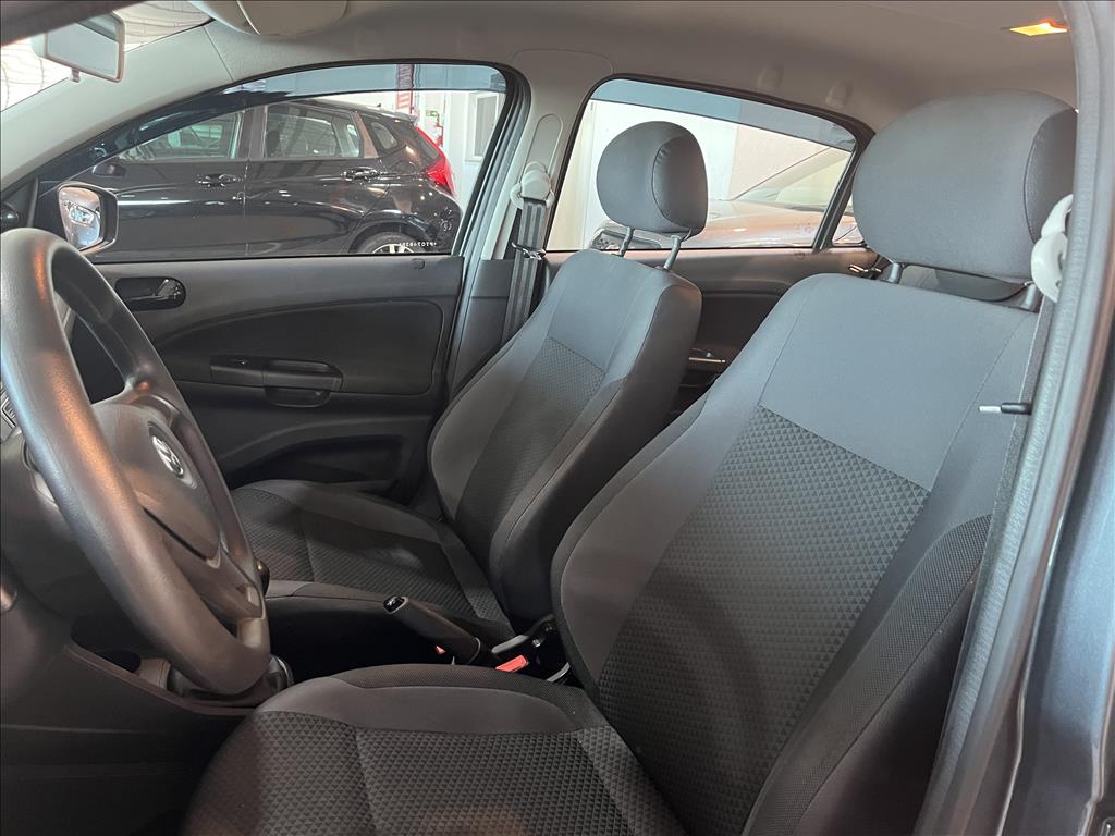 VOYAGE 1.0 12V MPI TOTALFLEX 4P MANUAL14