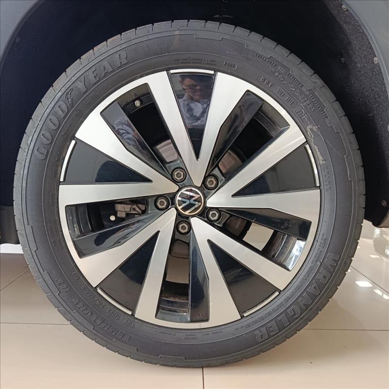 TAOS 1.4 250 TSI TOTAL FLEX HIGHLINE AUTOMÁTICO11