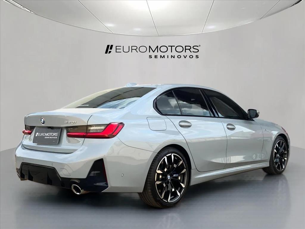 BMW-320i-2.0 16V TURBO FLEX M SPORT AUTOMÁTICO