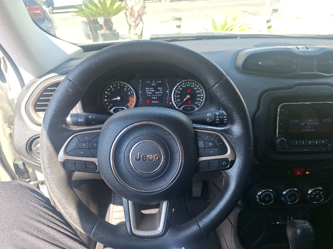 RENEGADE 1.8 16V FLEX SPORT 4P AUTOMÁTICO11