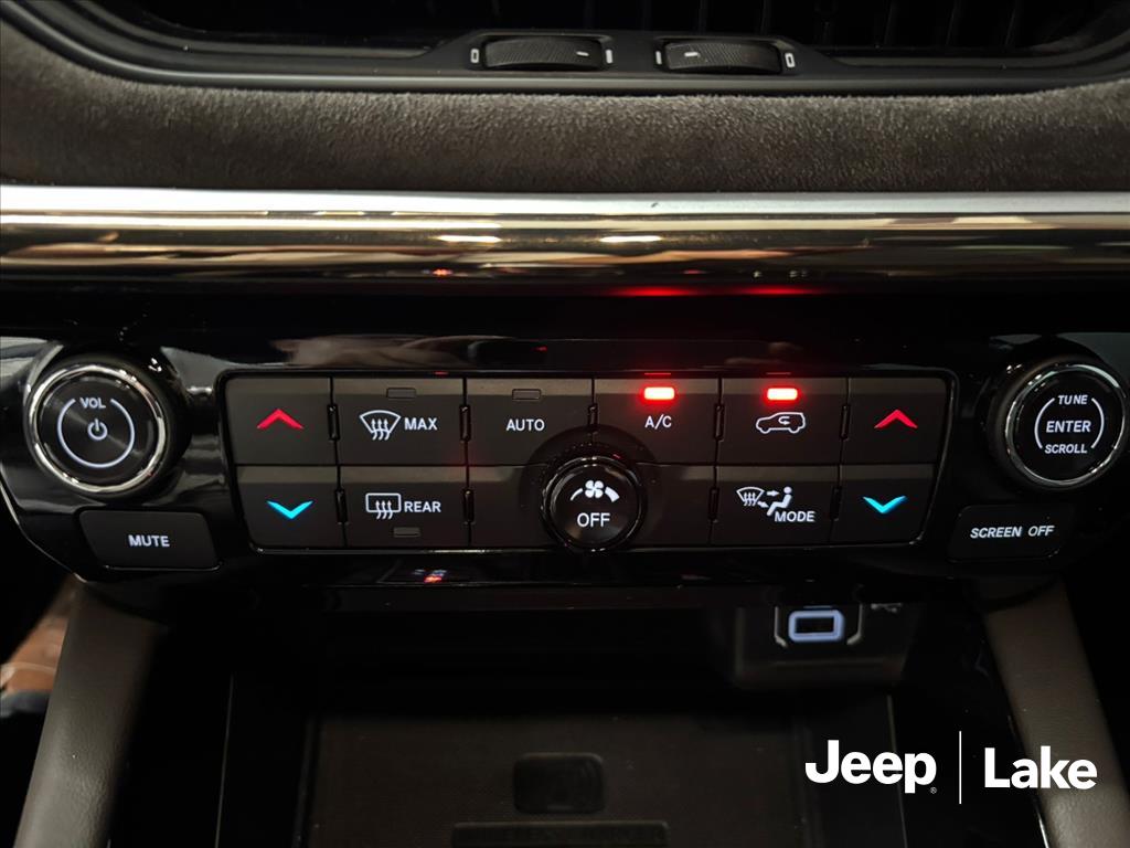 COMMANDER 1.3 T270 TURBO FLEX OVERLAND AT614