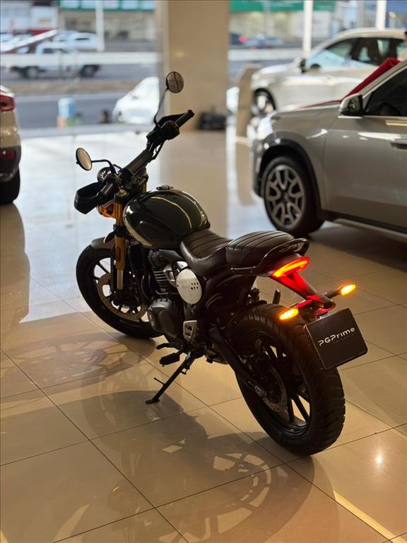 SCRAMBLER 400 X9