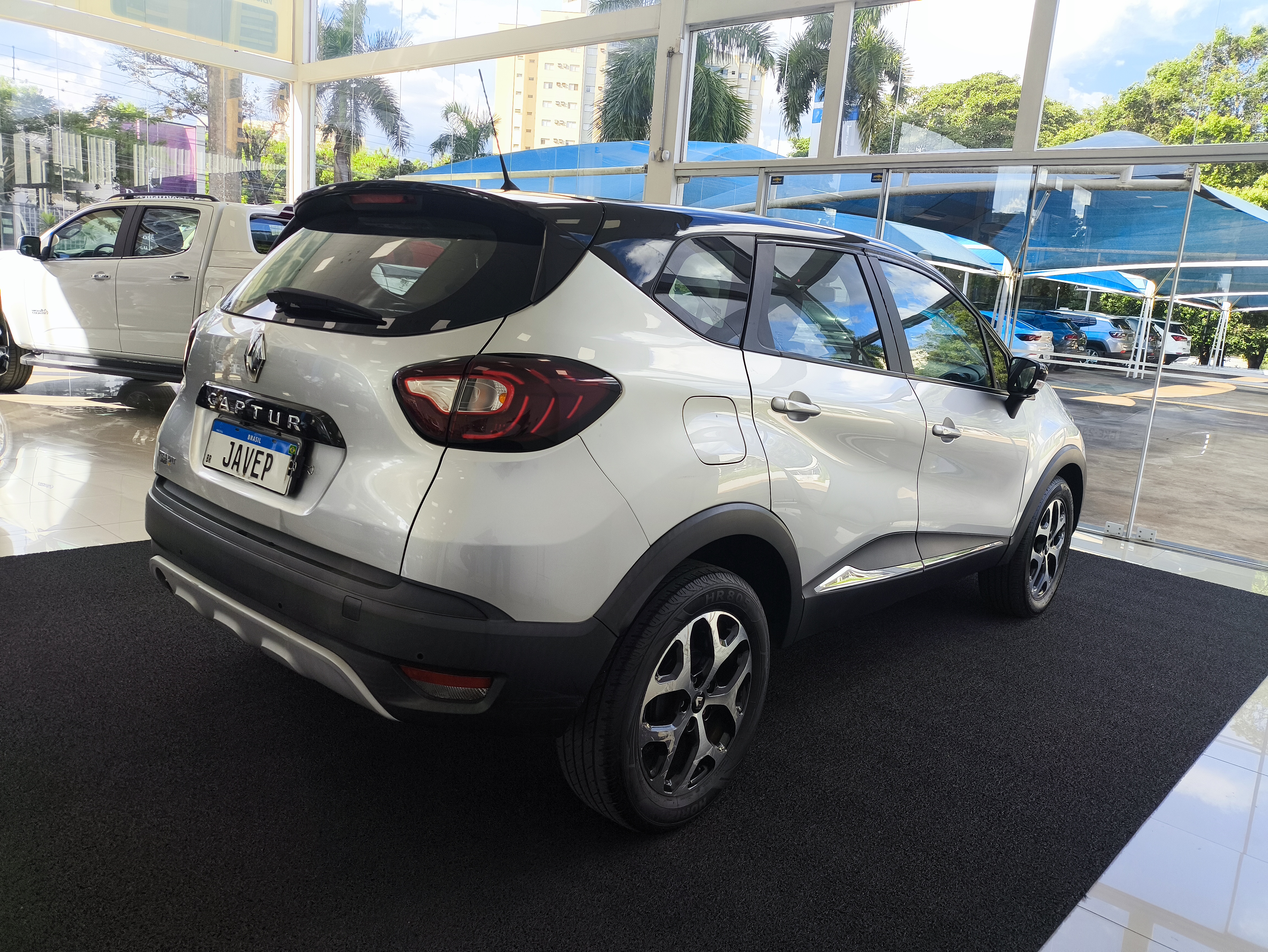 Renault-CAPTUR-1.6 16V SCE FLEX LIFE X-TRONIC