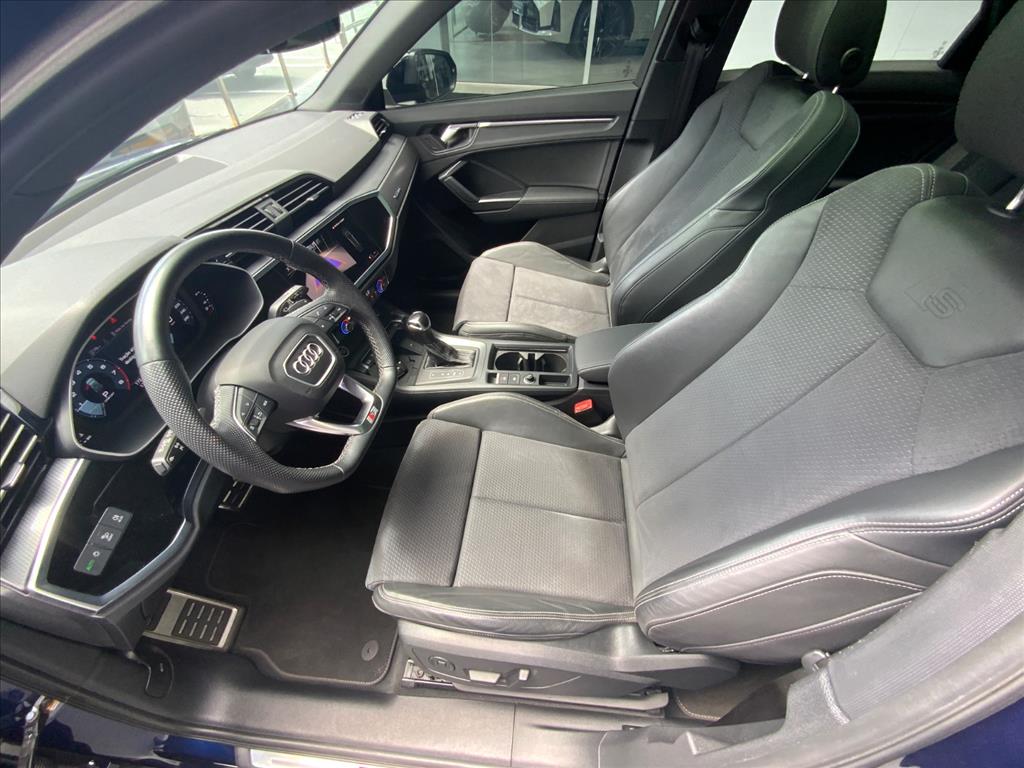 Audi-Q3-2.0 40 TFSI GASOLINA PERFORMANCE BLACK QUATTRO TIPTRONIC