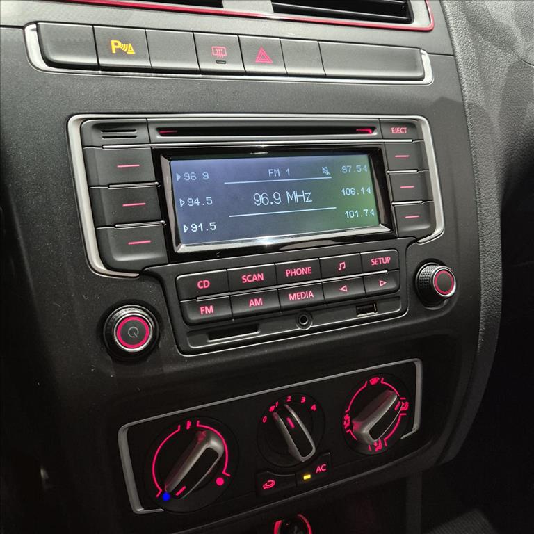 FOX 1.6 MI ROCK IN RIO 8V FLEX 4P MANUAL7