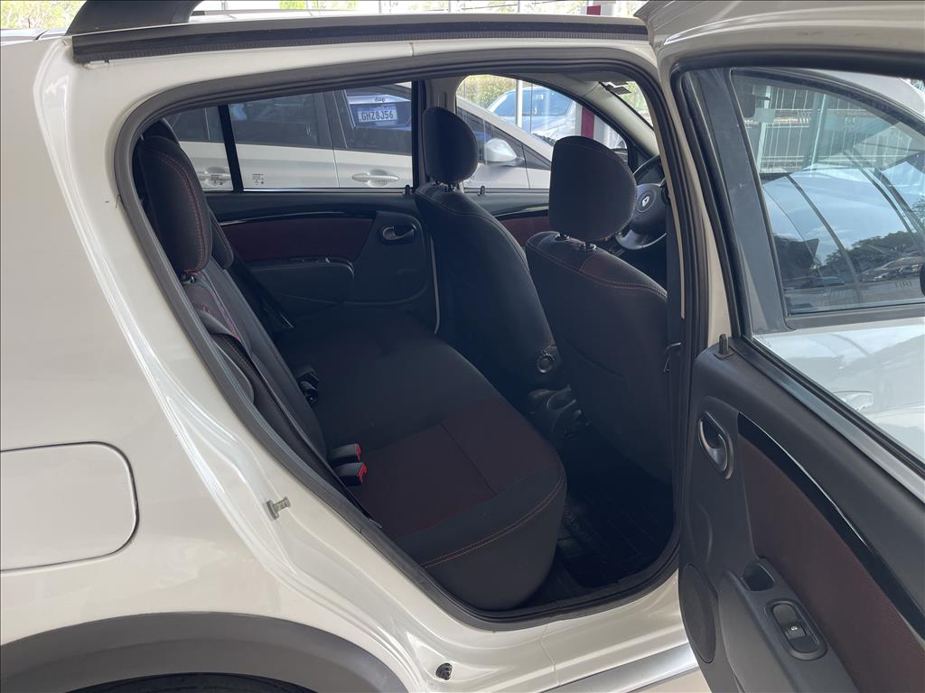 SANDERO 1.6 STEPWAY 8V FLEX 4P MANUAL SANDERO 1.6 STEPWAY 8V FLEX 4P MANUAL