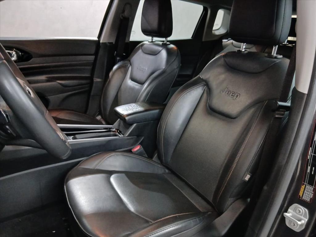 COMPASS 1.3 T270 TURBO FLEX LIMITED AT610