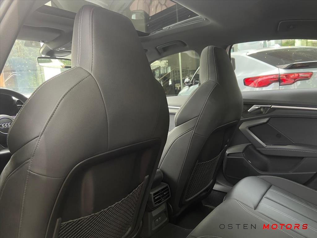 Audi-A3-2.0 40 TFSI MHEV SEDAN PERFORMANCE BLACK S-TRONIC