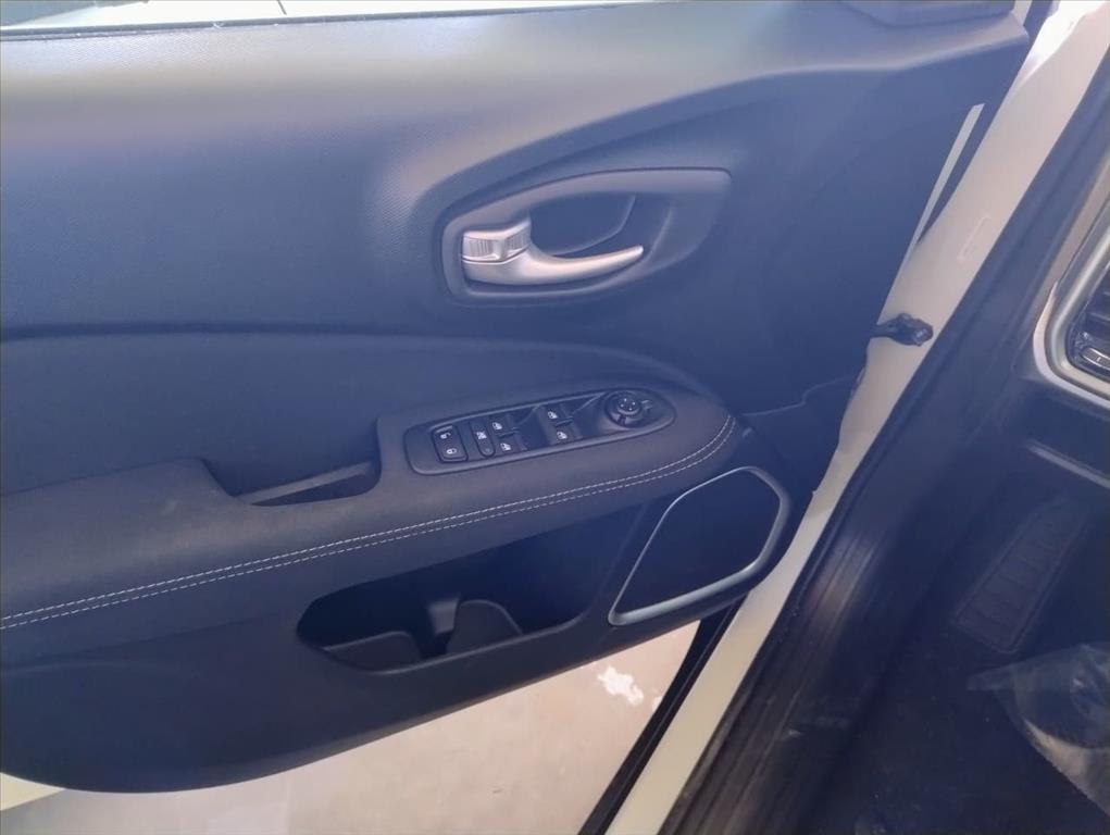 TORO 1.3 TURBO 270 FLEX FREEDOM AT612