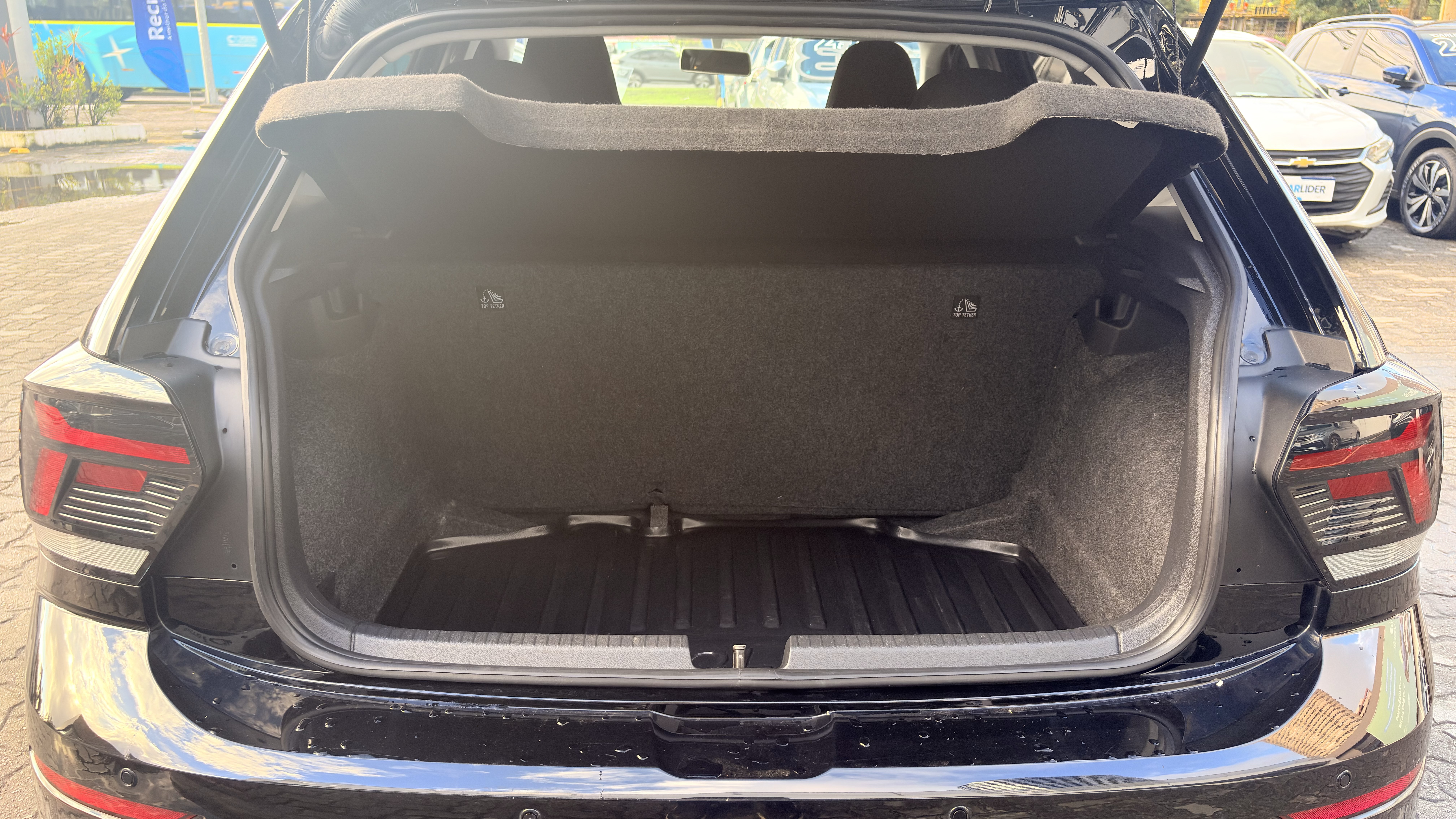 POLO 1.0 MPI TRACK MANUAL14