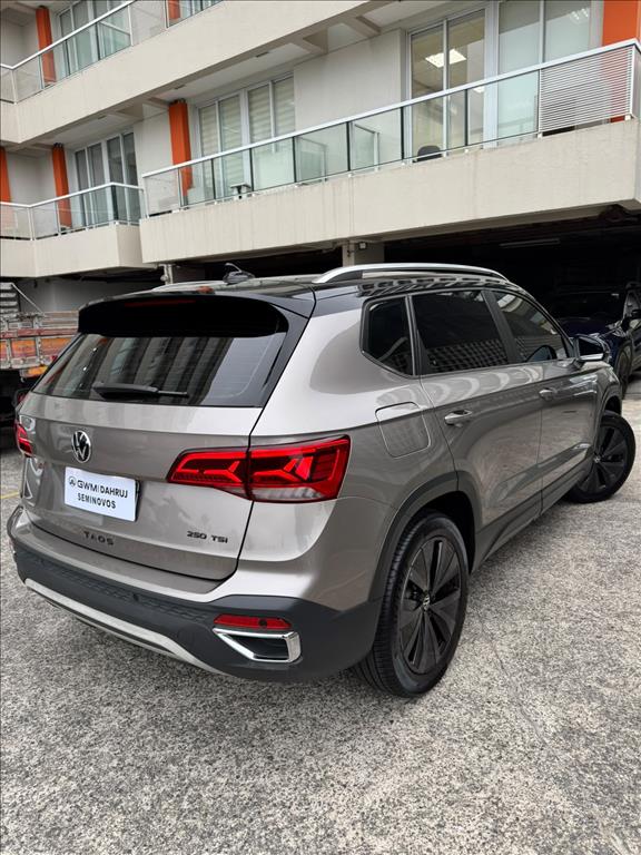 TAOS 1.4 250 TSI TOTAL FLEX HIGHLINE AUTOMÁTICO5
