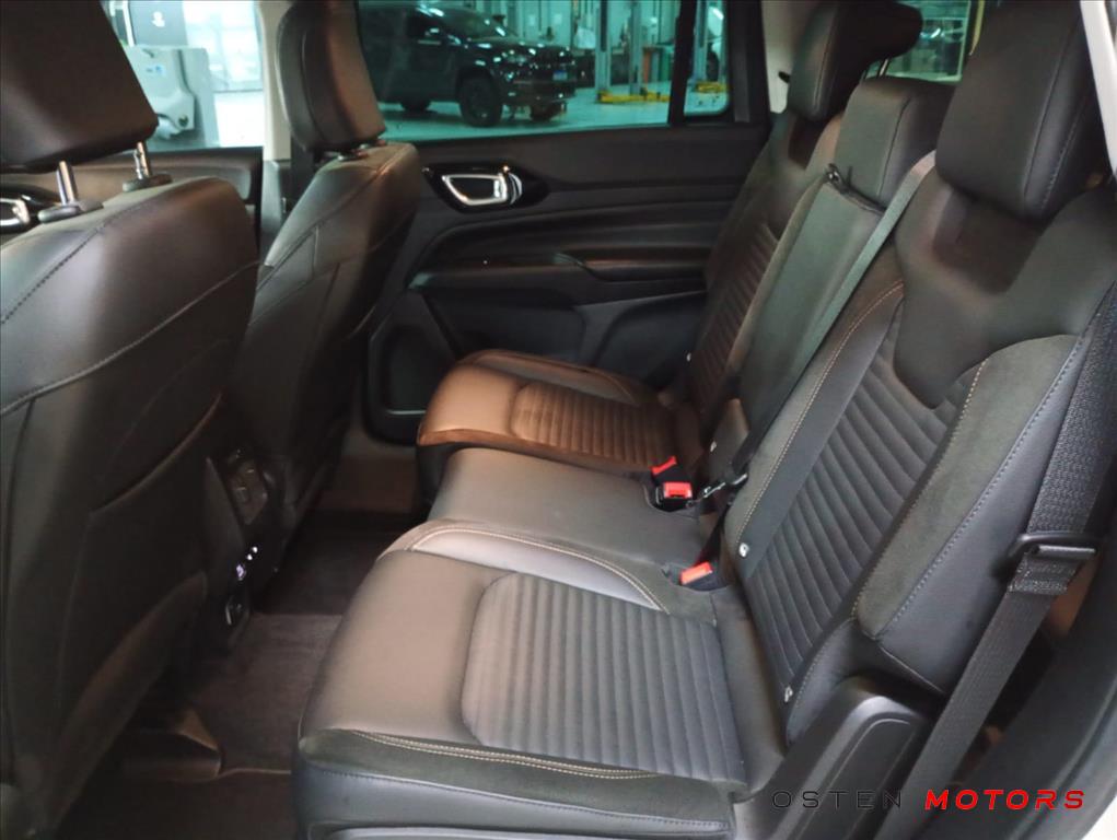 Jeep-COMMANDER-1.3 T270 TURBO FLEX LIMITED AT6