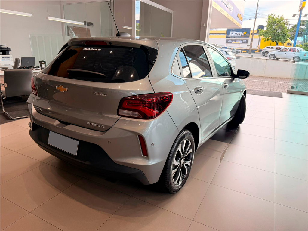 ONIX 1.0 TURBO FLEX PREMIER AUTOMÁTICO8