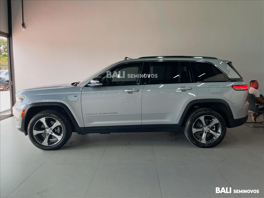 GRAND CHEROKEE 2.0 TURBO HÍBRIDO 4XE AT87