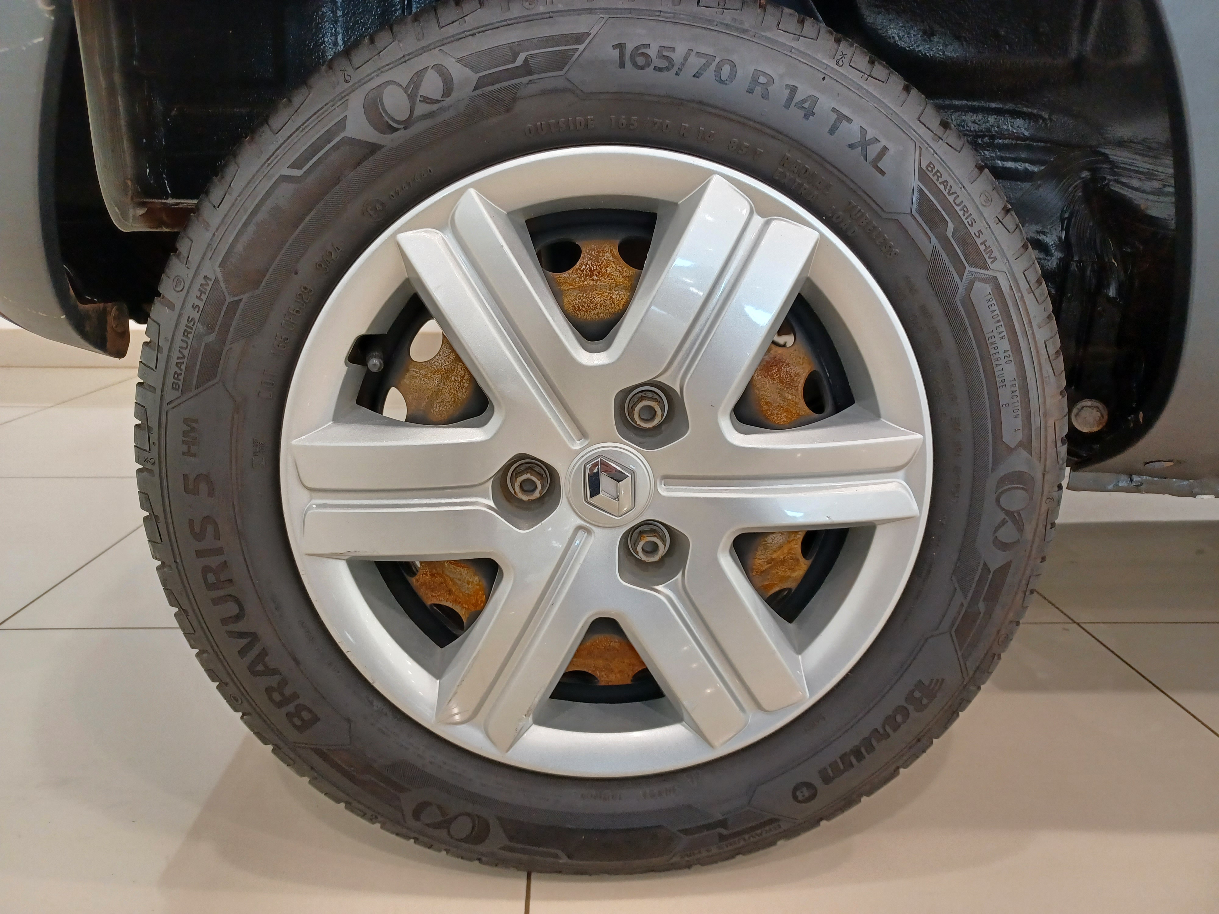 Renault-KWID-1.0 12V SCE FLEX ZEN MANUAL
