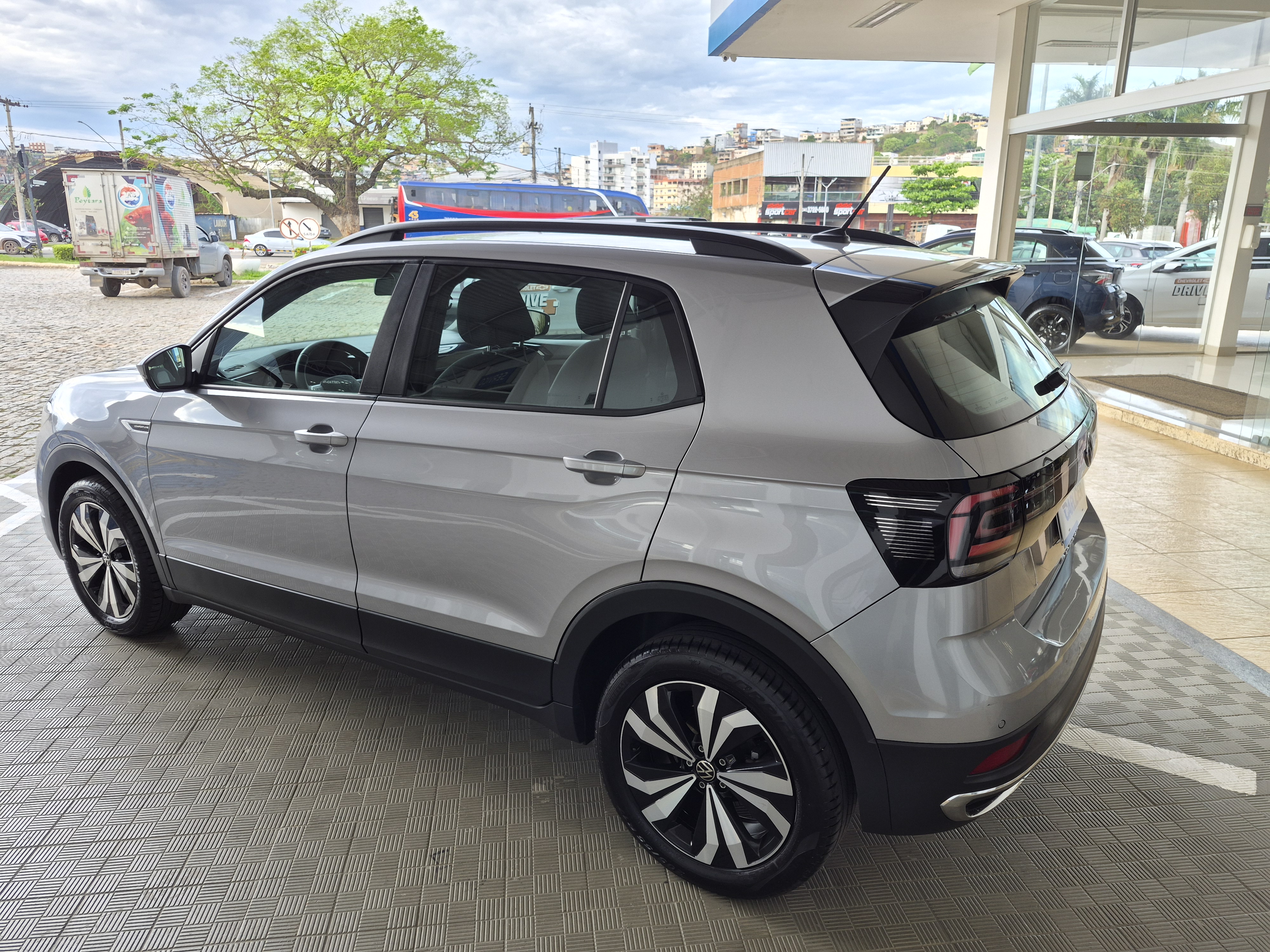 T-CROSS 1.0 200 TSI TOTAL FLEX COMFORTLINE AUTOMÁTICO1