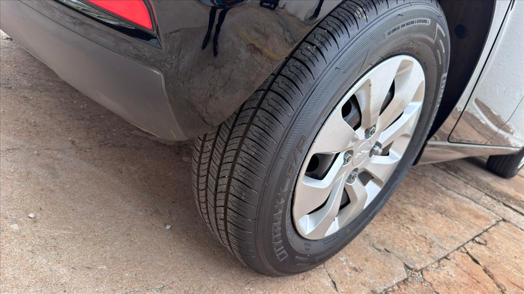 ONIX 1.0 MPFI LT 8V FLEX 4P MANUAL14