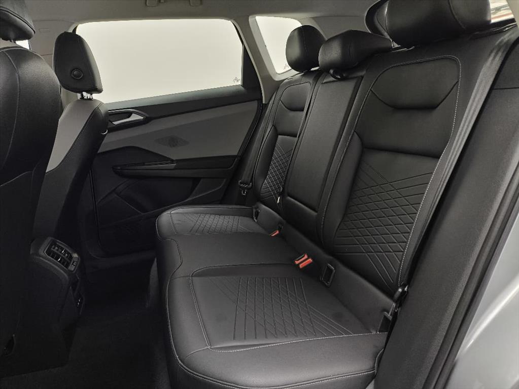 TAOS 1.4 250 TSI TOTAL FLEX COMFORTLINE AUTOMÁTICO11