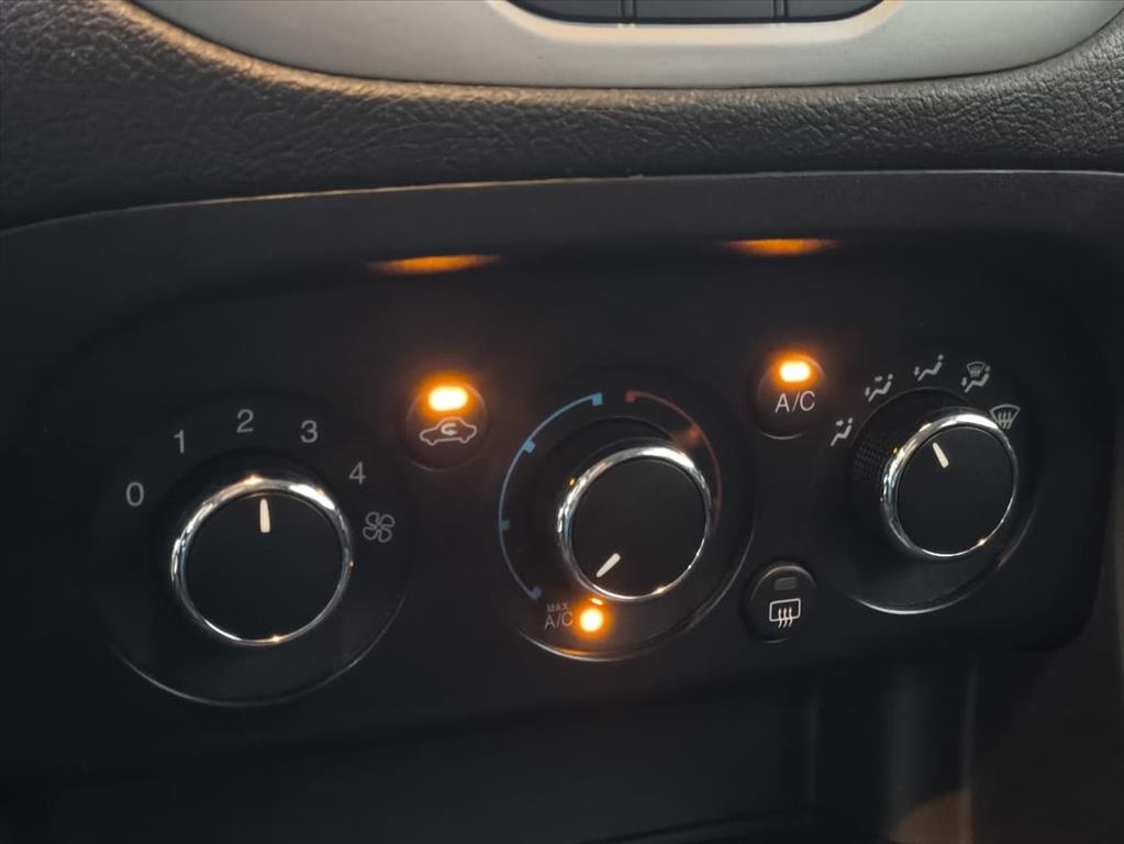 KA 1.0 TI-VCT FLEX SE PLUS MANUAL10