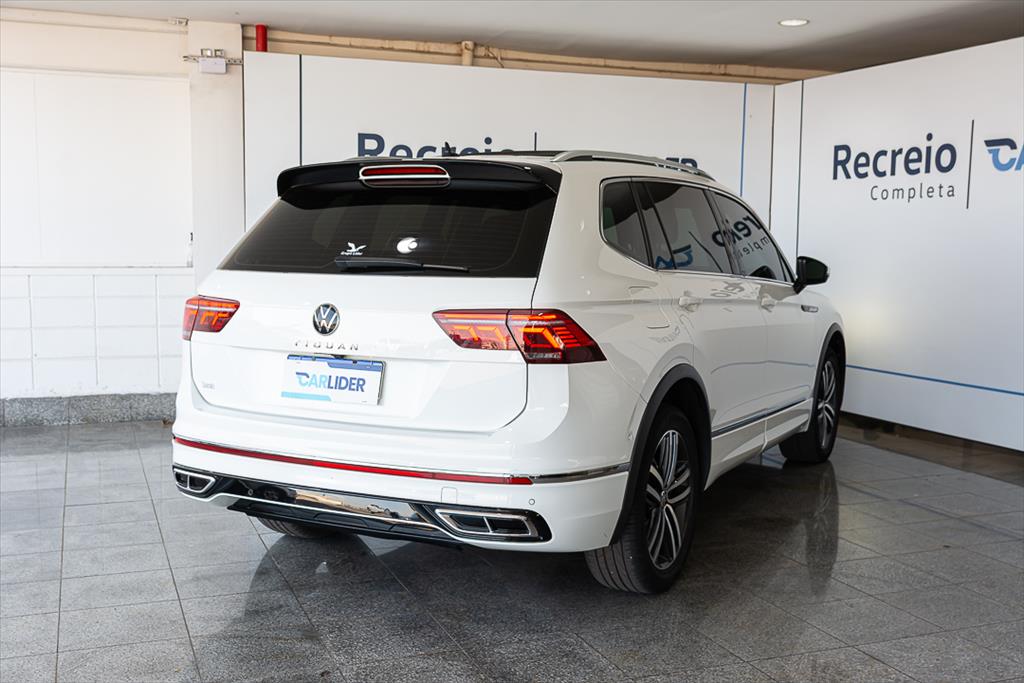TIGUAN 2.0 300 TSI GASOLINA ALLSPACE R-LINE AUTOMÁTICO4
