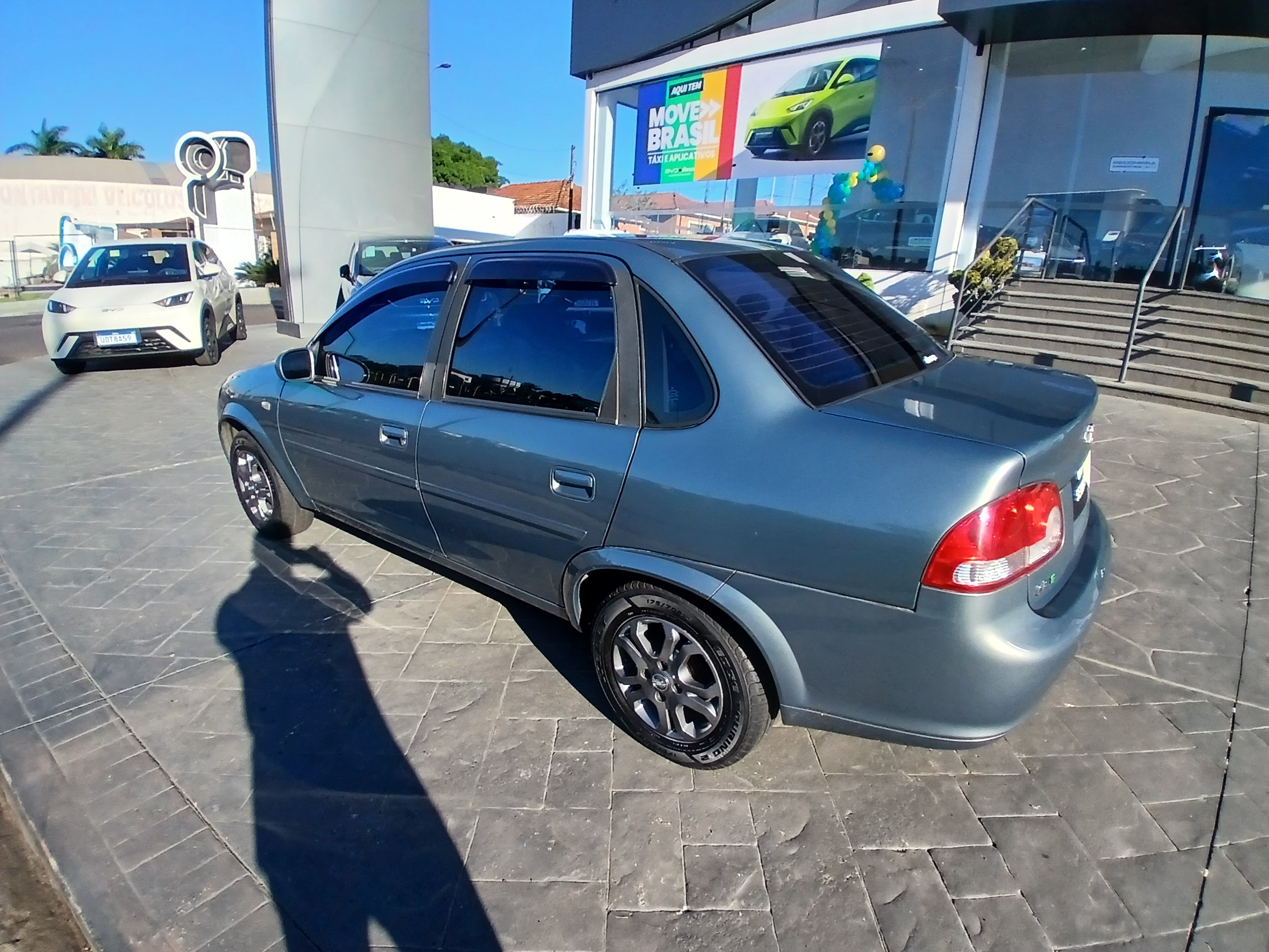 CLASSIC 1.0 MPFI LS 8V FLEX 4P MANUAL4