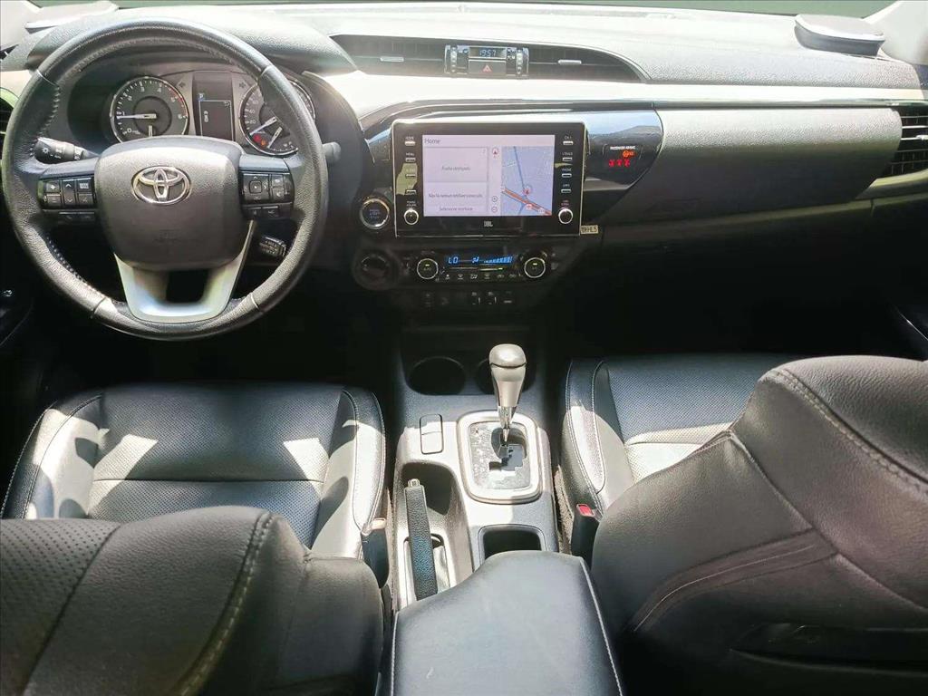 HILUX 2.8 D-4D TURBO DIESEL CD SRX 4X4 AUTOMÁTICO9