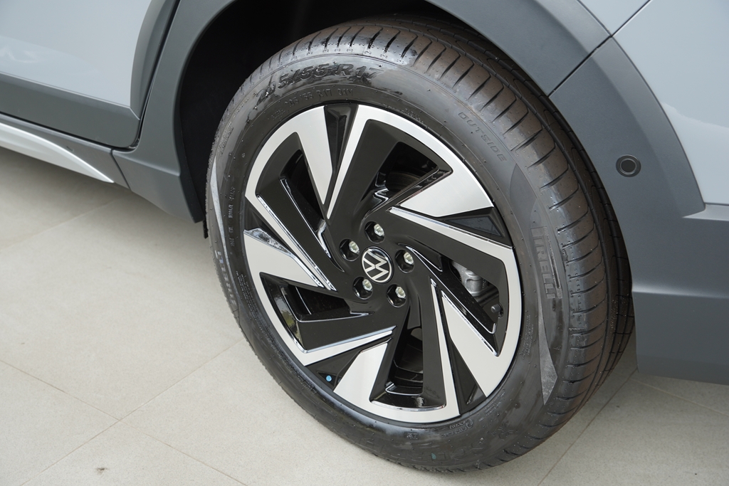 NIVUS 1.0 200 TSI TOTAL FLEX HIGHLINE AUTOMÁTICO10