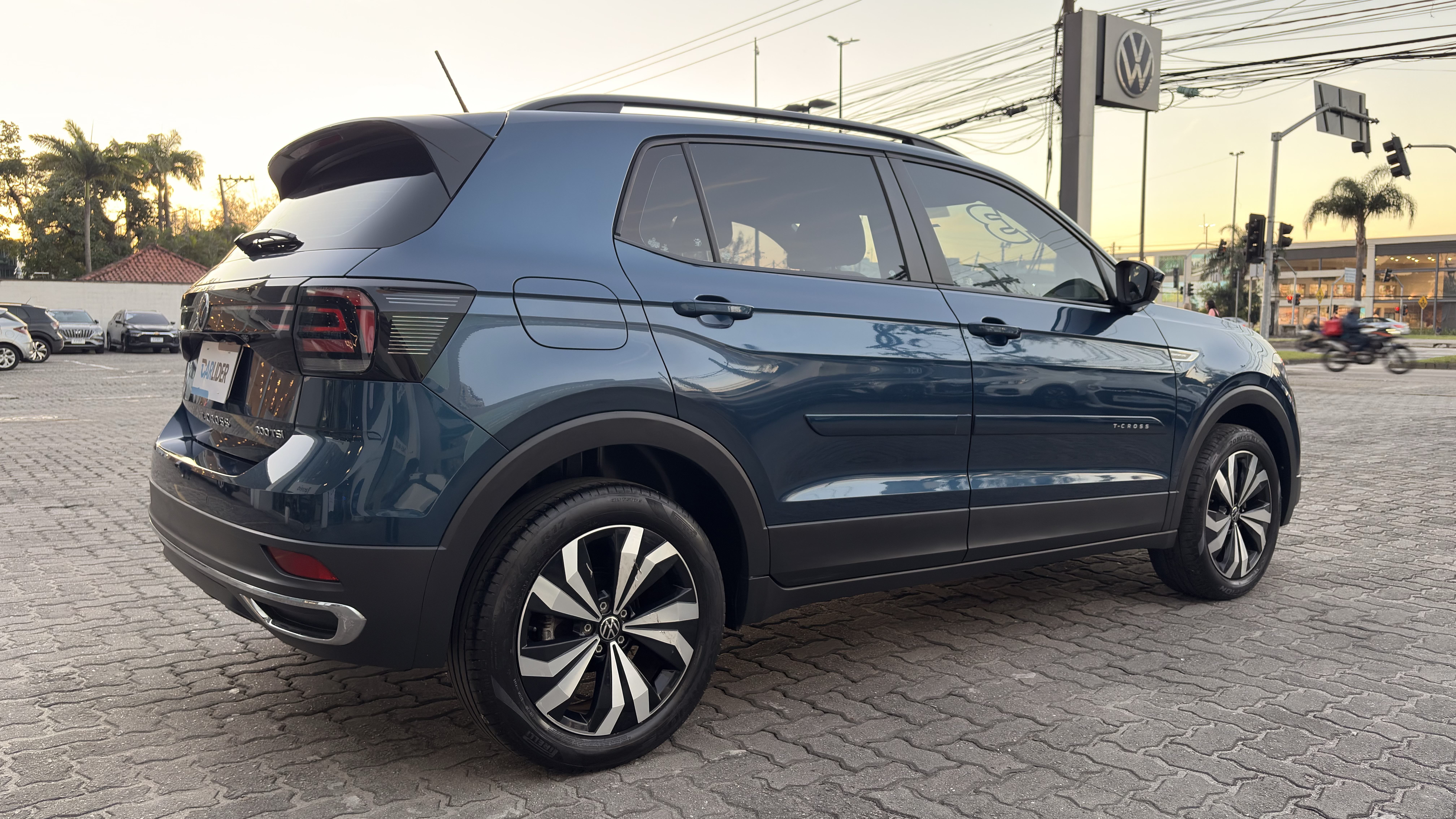 T-CROSS 1.0 200 TSI TOTAL FLEX COMFORTLINE AUTOMÁTICO2
