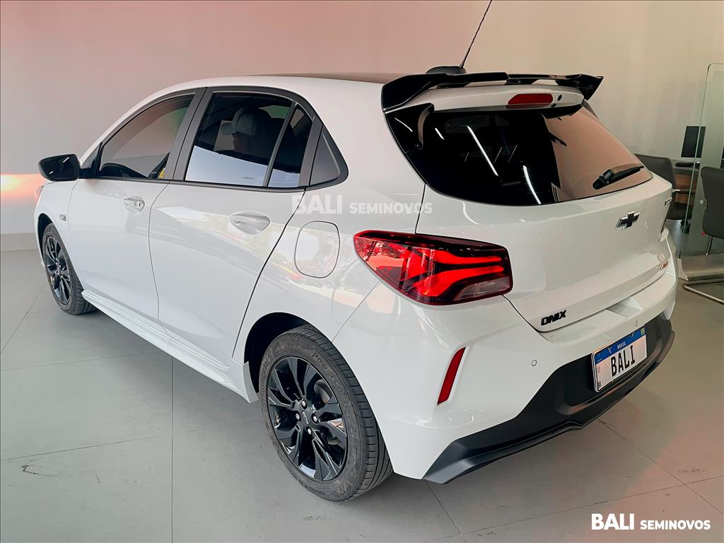 ONIX 1.0 TURBO FLEX PREMIER AUTOMÁTICO