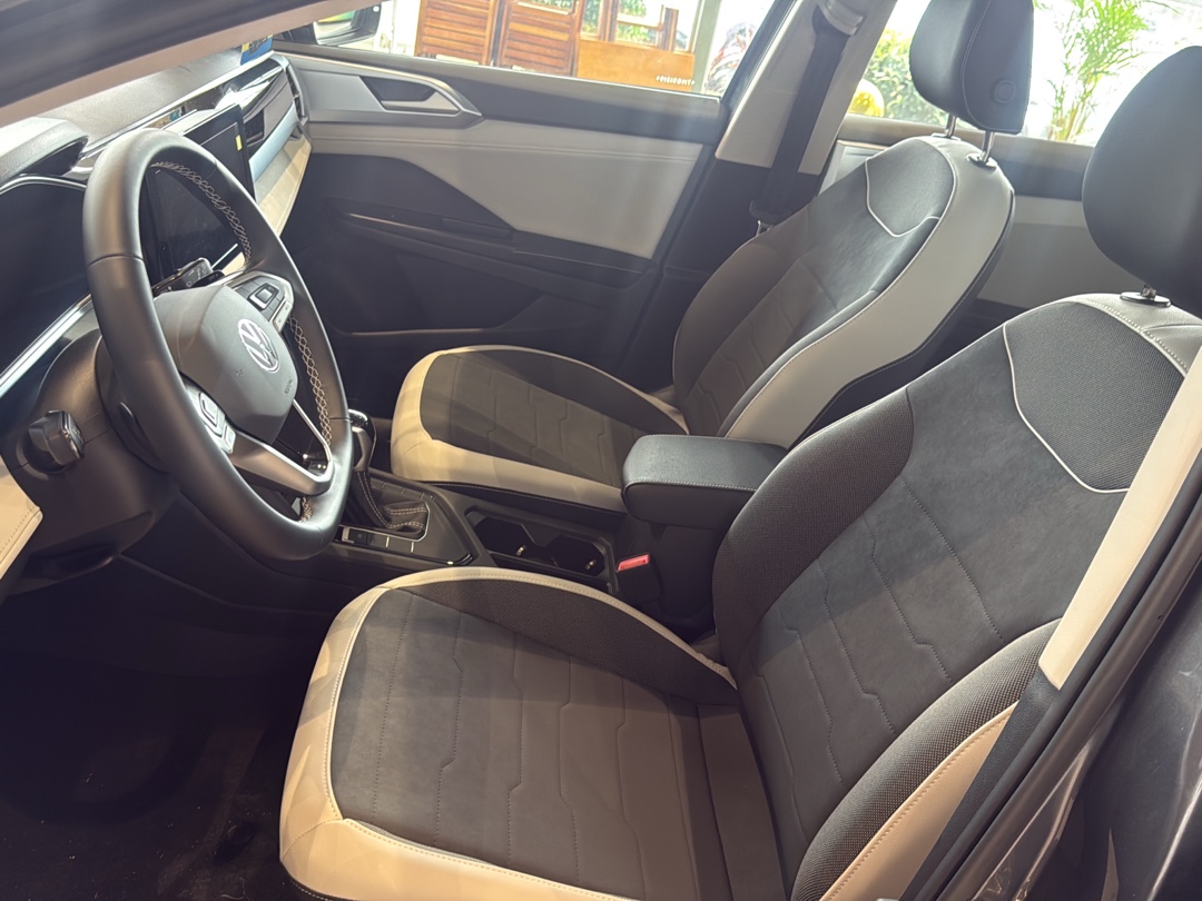 TAOS 1.4 250 TSI TOTAL FLEX COMFORTLINE AUTOMÁTICO6