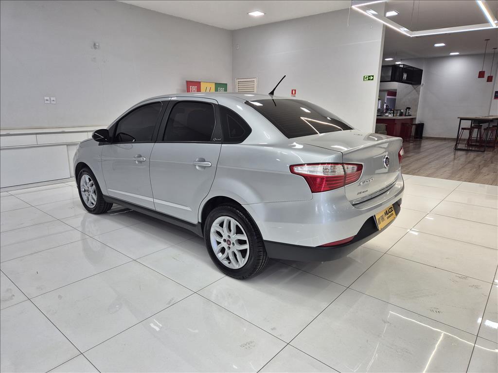 GRAND SIENA 1.6 MPI ESSENCE 16V FLEX 4P MANUAL GRAND SIENA 1.6 MPI ESSENCE 16V FLEX 4P MANUAL