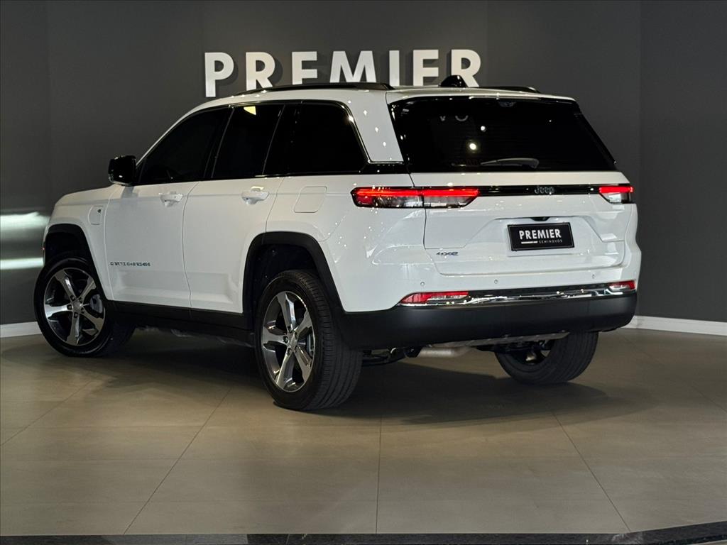 GRAND CHEROKEE 2.0 TURBO HÍBRIDO 4XE AT810