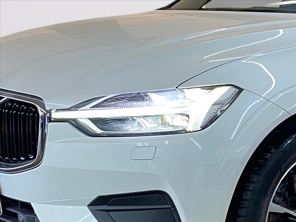 XC60 2.0 D5 DIESEL MOMENTUM AWD GEARTRONIC