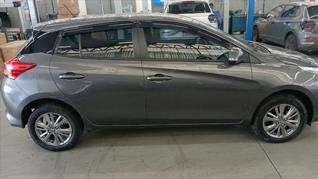 YARIS 1.5 16V FLEX SEDAN XL PLUS CONNECT MULTIDRIVE5