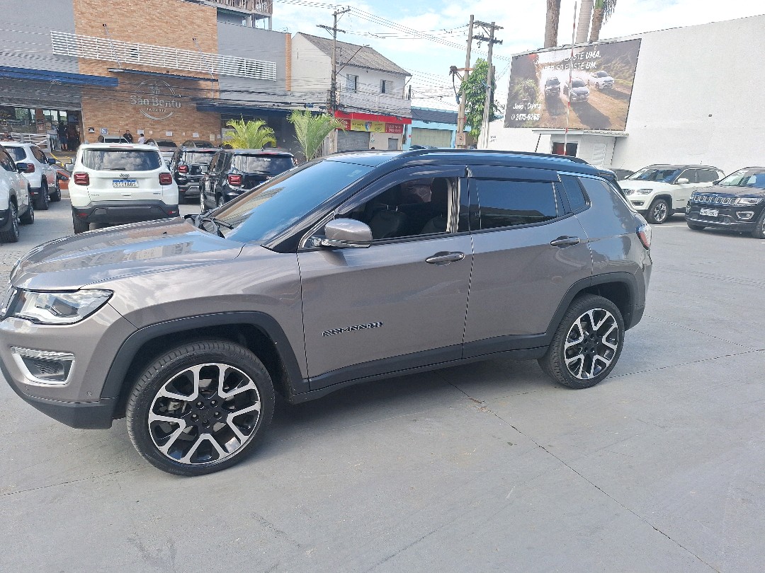 COMPASS 2.0 16V DIESEL LIMITED 4X4 AUTOMÁTICO2