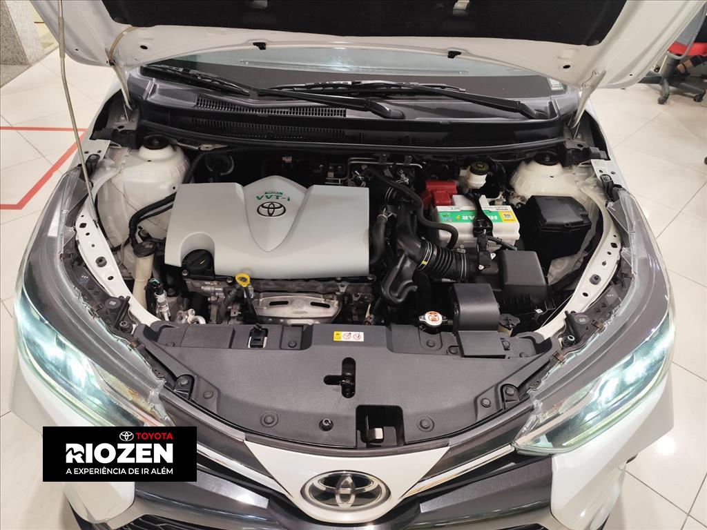 YARIS 1.5 16V FLEX XLS CONNECT MULTIDRIVE9