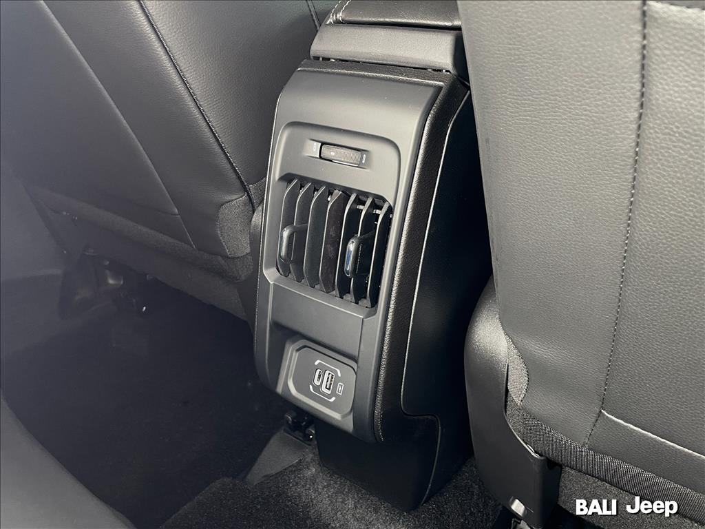 RENEGADE 1.3 T270 TURBO MHEV LONGITUDE AT614