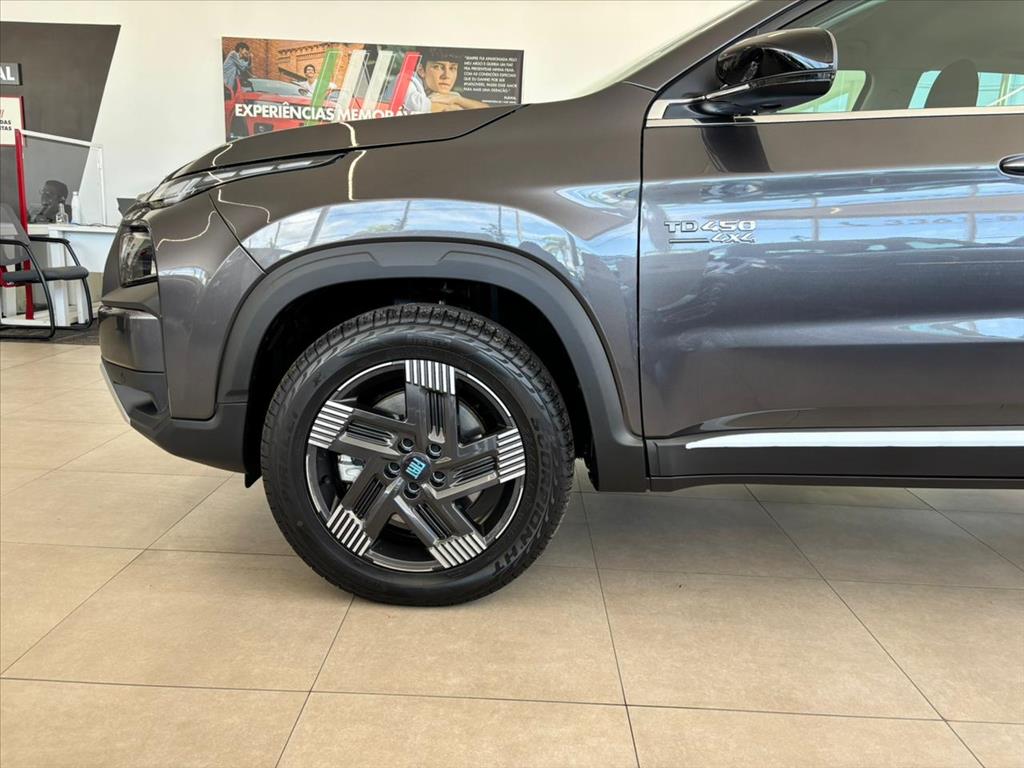 TORO 2.2 TURBO DIESEL VOLCANO 4WD AT97