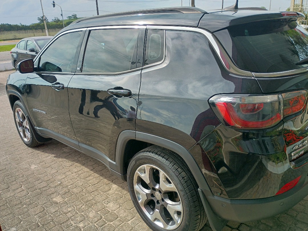 COMPASS 2.0 16V DIESEL LONGITUDE 4X4 AUTOMÁTICO4