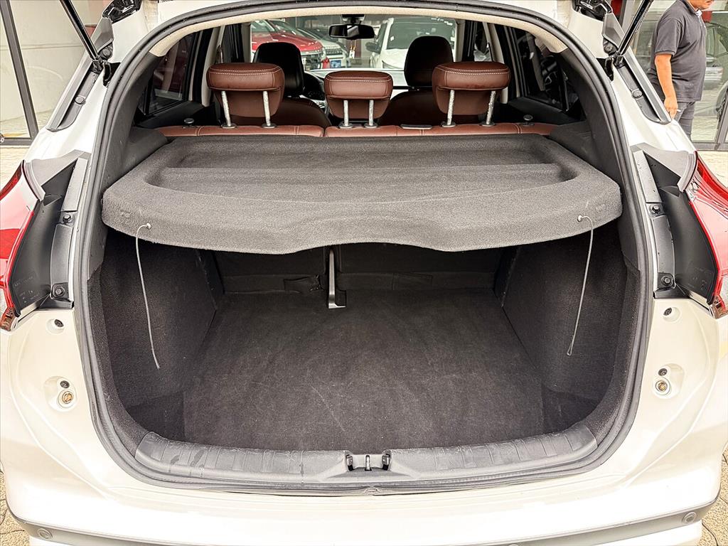 Nissan Kicks - 1.6 16V FLEXSTART EXCLUSIVE XTRONIC